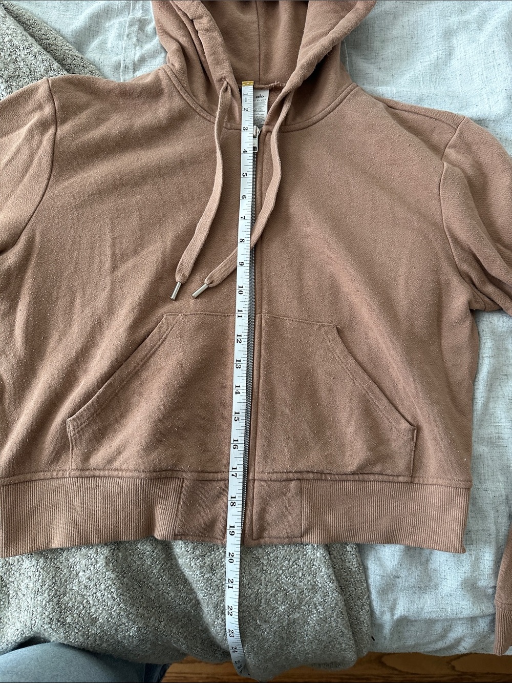 Alo Cropped Zip-Up Hoodie - Picture 6 of 8